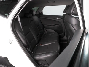 Внедорожник Hyundai Tucson 2015 года, 1820000 рублей, Красный Пахарь