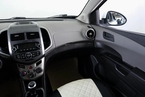 Седан Chevrolet Aveo 2012 года, 549000 рублей, Пермь