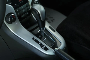 Седан Chevrolet Cruze 2013 года, 679000 рублей, Омск