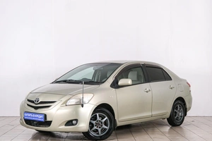 Седан Toyota Belta 2005 года, 549000 рублей, Красноярск