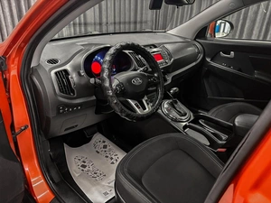 Внедорожник Kia Sportage 2013 года, 1290000 рублей, Красноярск