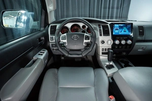 Пикап Toyota Tundra 2008 года, 3499000 рублей, Красноярск