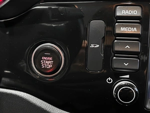 Седан Kia Rio 2020 года, 1397000 рублей, Красноярск