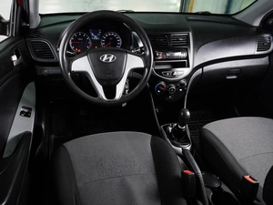 Седан Hyundai Solaris 2011 года, 729000 рублей, Воронеж