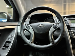 Хетчбэк Hyundai i30 2013 года, 947000 рублей, Красноярск