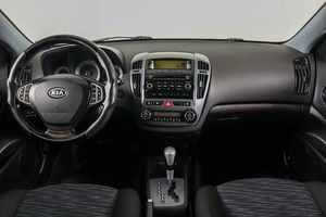 Хетчбэк Kia Ceed 2008 года, 689000 рублей, Пермь