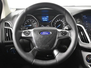 Хетчбэк Ford Focus 2011 года, 599000 рублей, Казань