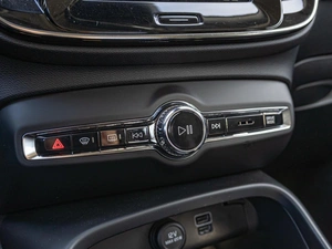 Внедорожник Volvo XC40 2018 года, 2299000 рублей, Краснодар