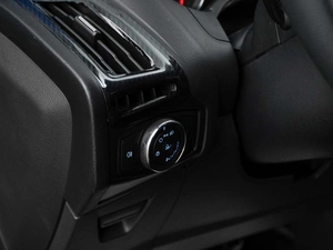 Седан Ford Focus 2013 года, 749050 рублей, Москва