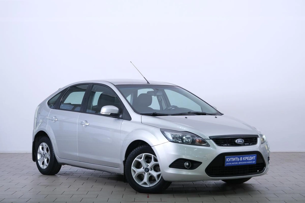 Хетчбэк Ford Focus 2010 года, 799000 рублей, Омск