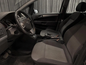 Минивэн Opel Zafira 2012 года, 550000 рублей, Красноярск