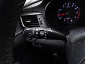 Седан Kia Optima 2017 года, 1499000 рублей, Саратов