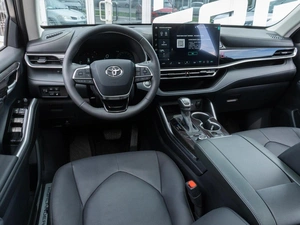 Внедорожник Toyota Highlander 2025 года, 5460000 рублей, Волгоград