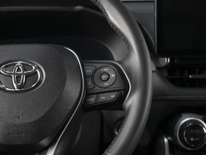 Внедорожник Toyota RAV4 2023 года, 3600000 рублей, Омск