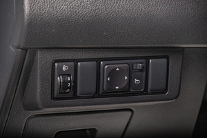 Седан Nissan Tiida 2013 года, 959000 рублей, Томск