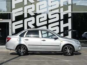 Седан ВАЗ (LADA) Granta 2014 года, 615000 рублей, Волгоград