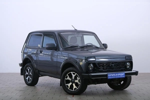 Внедорожник ВАЗ (LADA) 4x4 (Нива) 2020 года, 819000 рублей, Омск