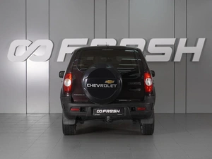 Внедорожник Chevrolet Niva 2014 года, 625000 рублей, Красный Пахарь