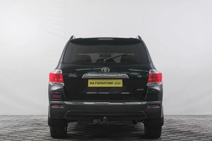 Внедорожник Toyota Highlander 2013 года, 2399000 рублей, Кемерово