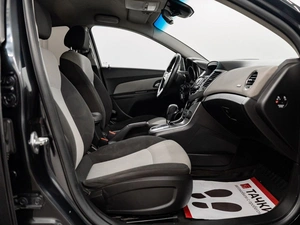 Хетчбэк Chevrolet Cruze 2012 года, 680000 рублей, Красноярск