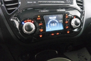 Внедорожник Nissan Juke 2011 года, 999000 рублей, Красноярск