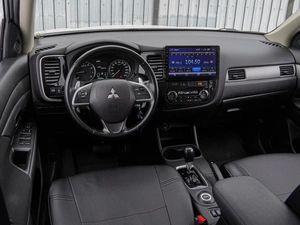 Внедорожник Mitsubishi Outlander 2014 года, 1650000 рублей, Волгоград