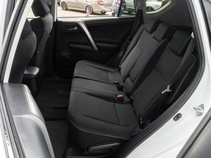 Внедорожник Toyota RAV4 2018 года, 2429000 рублей, Краснодар