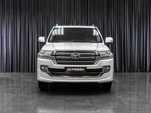 Внедорожник Toyota Land Cruiser 2015 года, 5399000 рублей, Тюмень