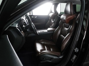 Внедорожник Volvo XC60 2018 года, 3197000 рублей, Воронеж