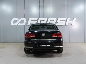 Седан Volkswagen Passat 2012 года, 944000 рублей, Воронеж