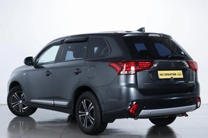 Внедорожник Mitsubishi Outlander 2018 года, 1599000 рублей, Челябинск