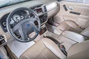 Внедорожник Ford Escape 2003 года, 599000 рублей, Томск