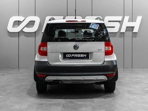Внедорожник Skoda Yeti 2014 года, 969000 рублей, Тюмень