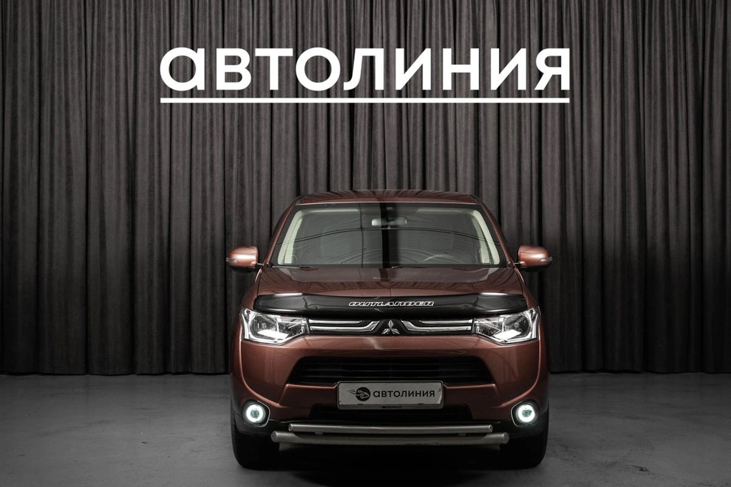 Внедорожник Mitsubishi Outlander 2012 года, 1499000 рублей, Красноярск