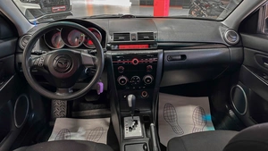 Хетчбэк Mazda 3 2007 года, 640000 рублей, Красноярск