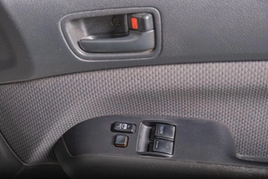 Универсал Toyota Succeed 2005 года, 589000 рублей, Томск