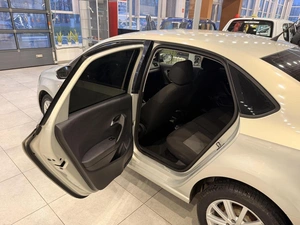 Седан Volkswagen Polo 2011 года, 790000 рублей, Орёл