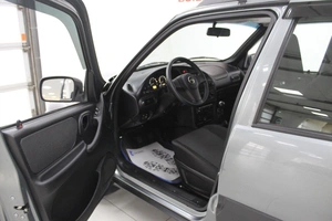 Внедорожник Chevrolet Niva 2019 года, 910000 рублей, Смоленск