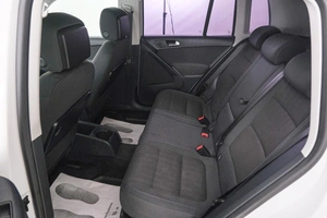 Внедорожник Volkswagen Tiguan 2012 года, 1099000 рублей, Красноярск