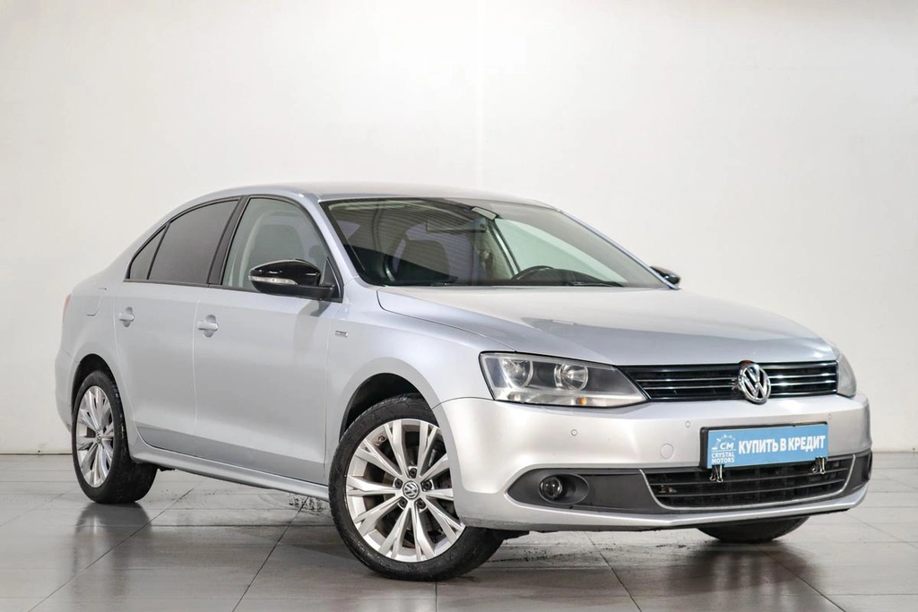 Седан Volkswagen Jetta 2013 года, 1179000 рублей, Челябинск