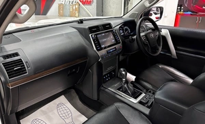 Внедорожник Toyota Land Cruiser Prado 2018 года, 4500000 рублей, Красноярск