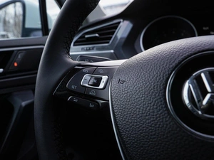 Внедорожник Volkswagen Tiguan 2017 года, 2090000 рублей, Волгоград