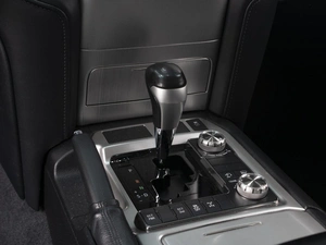 Внедорожник Toyota Land Cruiser 2015 года, 4999000 рублей, Омск