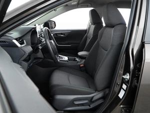 Внедорожник Toyota RAV4 2019 года, 3924444 рублей, Москва