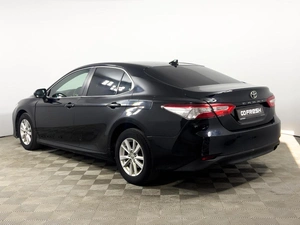 Седан Toyota Camry 2020 года, 1985900 рублей, Казань