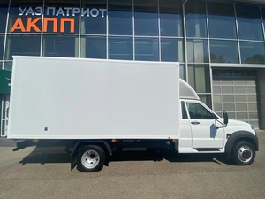 УАЗ Профи Изотермический фургон 4х2 2024 года, 2268000 рублей, Красноярск