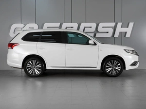 Внедорожник Mitsubishi Outlander 2022 года, 2680000 рублей, Минеральные Воды