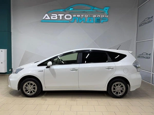 Лифтбек Toyota Prius 2014 года, 1199000 рублей, Красноярск