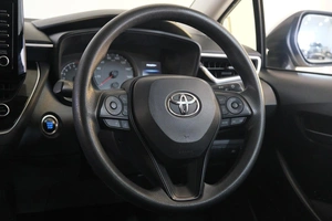 Универсал Toyota Corolla 2021 года, 2159000 рублей, Омск