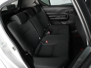 Хетчбэк Toyota Aqua 2017 года, 1049000 рублей, Ростов-на-Дону